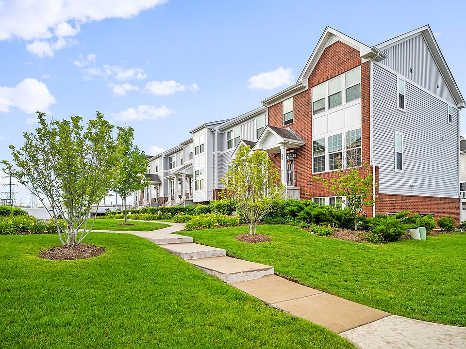 31 Nicholas Dr E, Des Plaines, IL 60016 Zillow