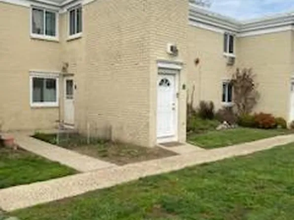 11 Lake Ave APT 3A, East Brunswick, NJ 08816
