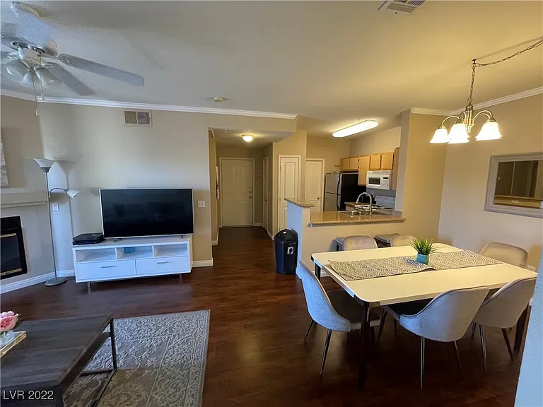2900 Sunridge Heights Pkwy #1035 — Photo 5