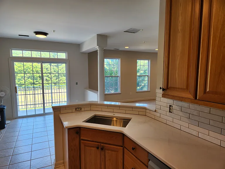 7 Bryce Ln #7 — Photo 17