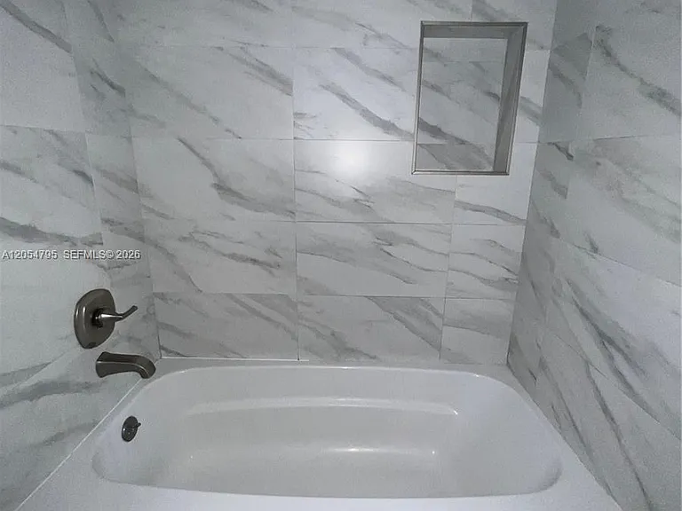 5801 Riverside Dr #104B3 — Photo 6