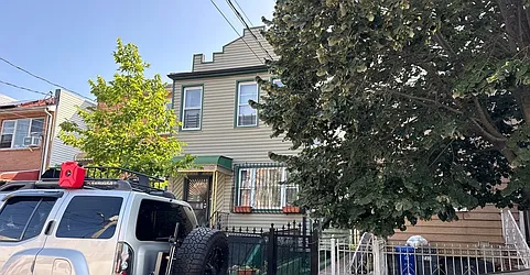 711 Schenck Avenue, #711