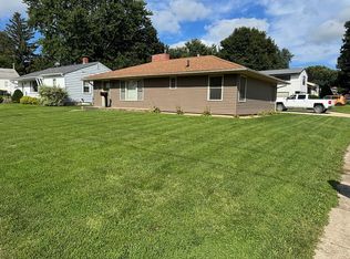 201 3rd St NE, Waukon, IA 52172