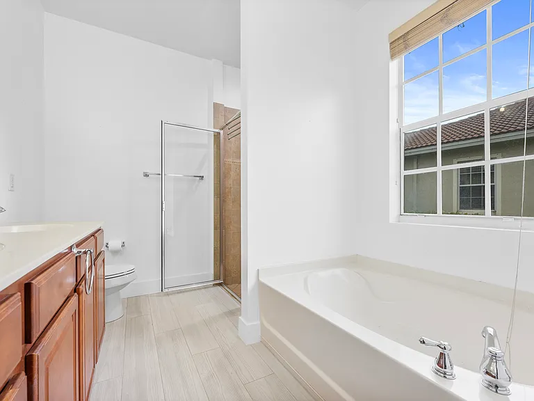 6752 Osage Cir — Photo 11