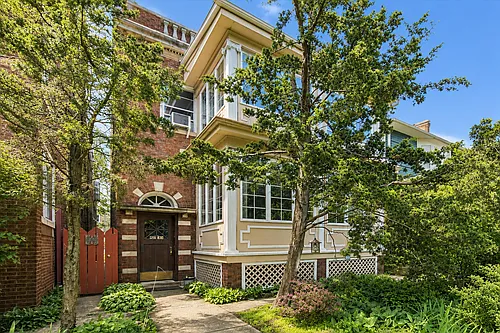 4725 N Dover St #1 Photo 1