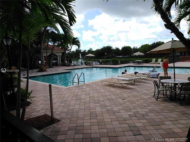 1st image of 2494 Centergate Dr APT 203