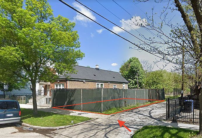 2nd image of 1214 W 49th Pl