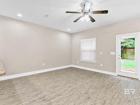 5th image of 25806 Pollard Rd APT 22