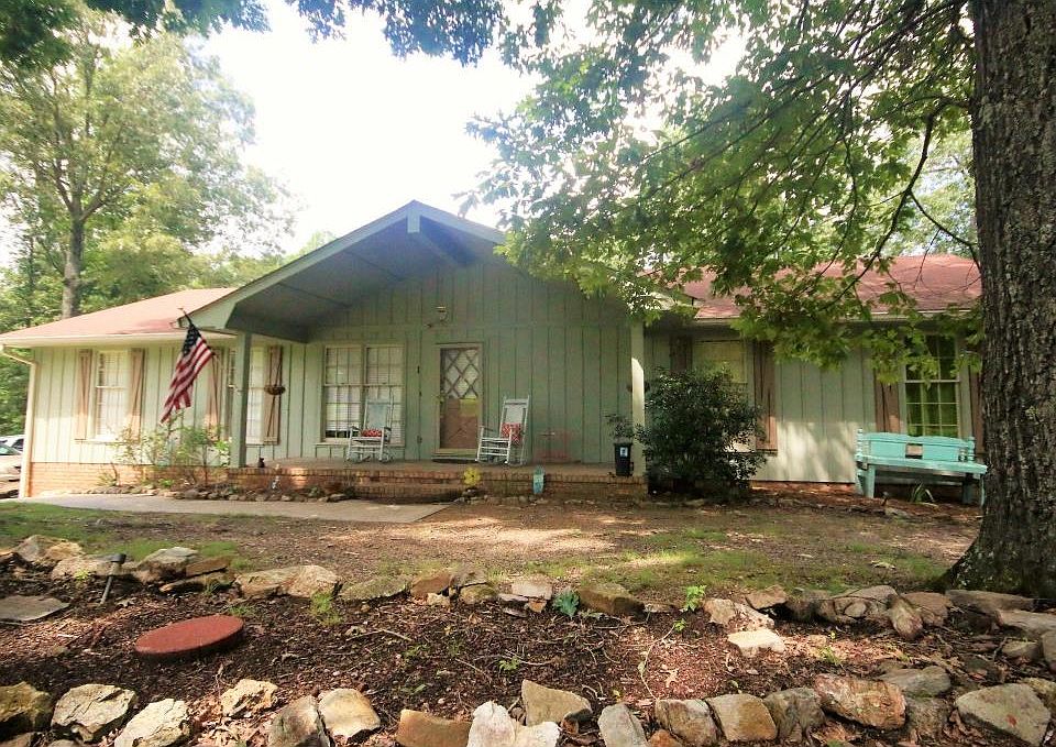1st image of 1 Laverne Ct SE