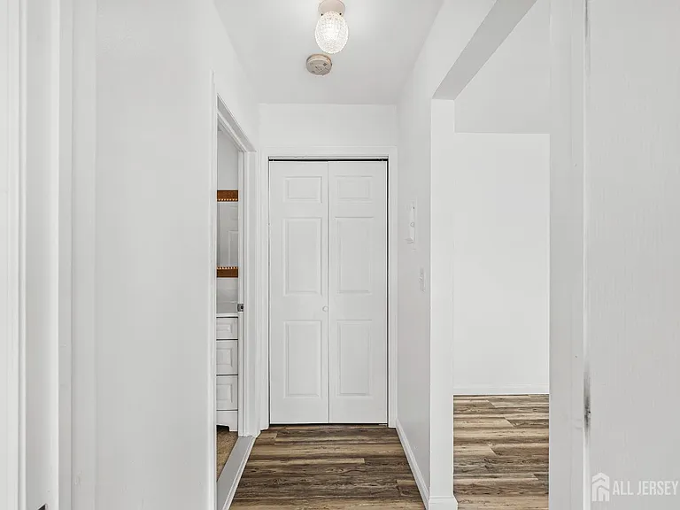 128 Cricket Ln — Photo 20