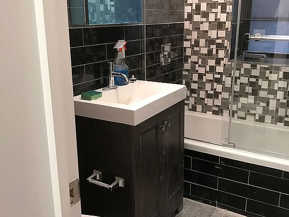 2nd image of 550 W 158th St APT 1D
