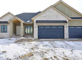 18296 Alderleaf Dr, Clive, IA 50325