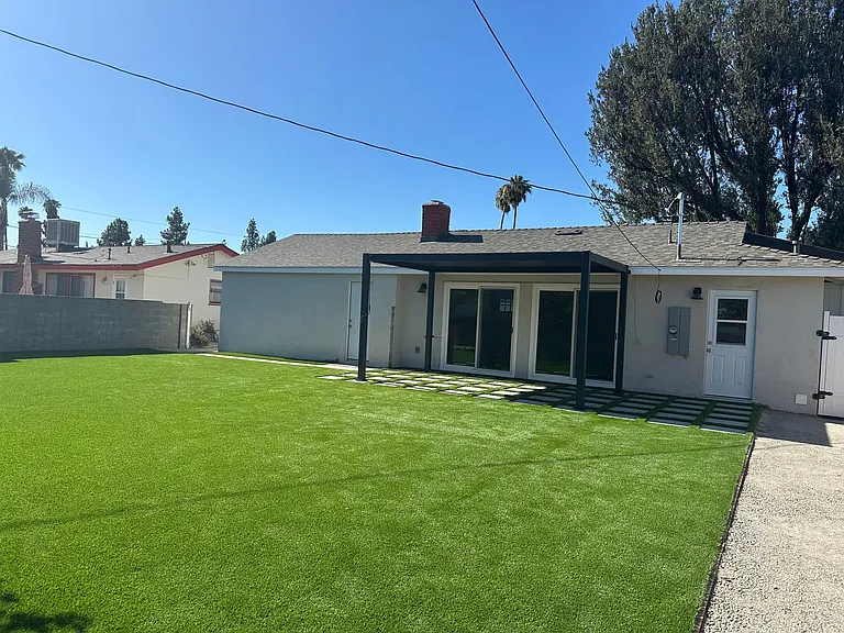 22706 Cantlay St — Photo 6