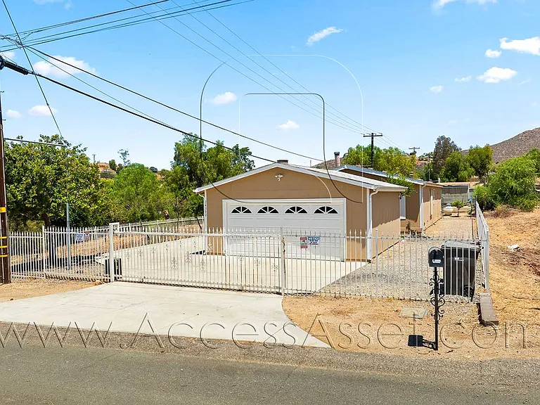 24380 Paseo Vivora — Photo 2