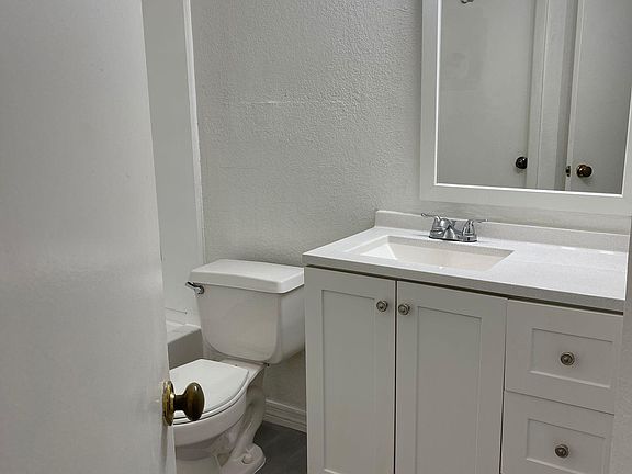 4th image of 629 Dory Ln Unit 103