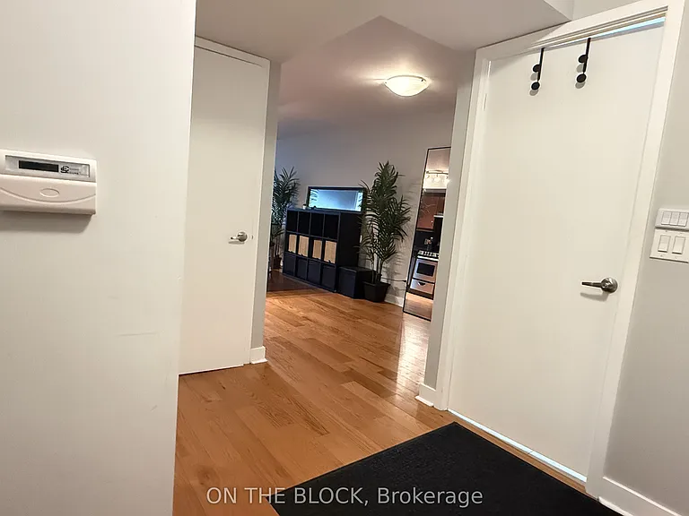320 Richmond St E #313 — Photo 3