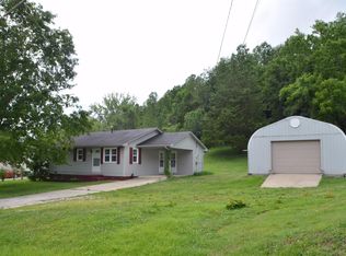 970 Dark Hollow Rd, Irvine, KY 40336