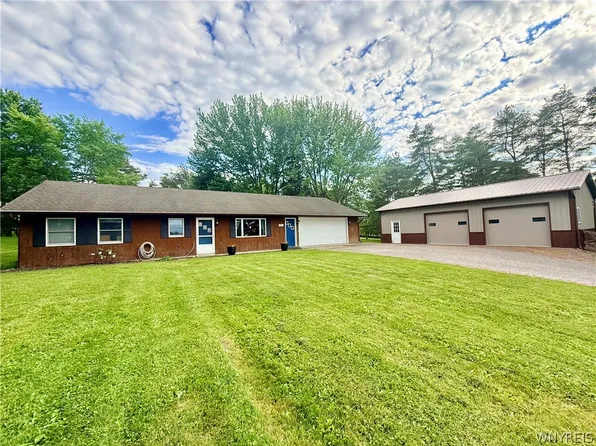 4842 Batavia Bethany Townl Rd, Batavia, NY 14020