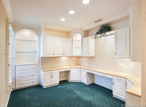 5th image of 5401 W Leitner Dr