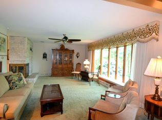 135 Old Somerset Rd, Watchung, NJ 07069