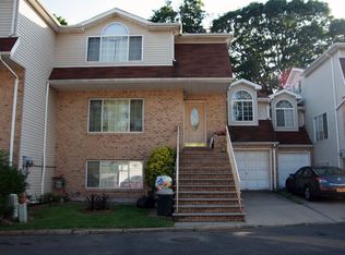 38 Wilton Ct, Staten Island, NY 10305
