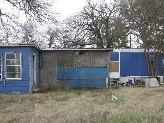 4th image of 1144 County Road 2100