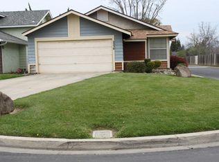 2236 N Sea Ct, Visalia, CA 93292