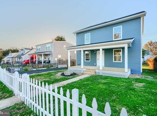 9 Avenal Rd, Baltimore, MD 21221