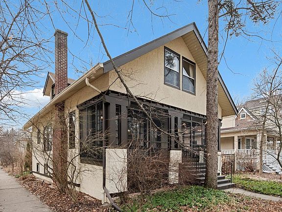 3rd image of 2500 Thayer St