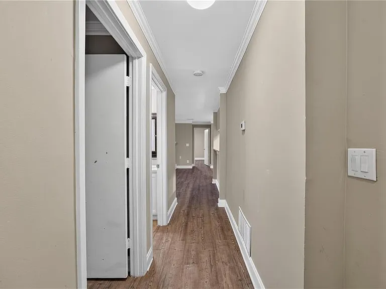 123 Warm Springs Cir — Photo 4