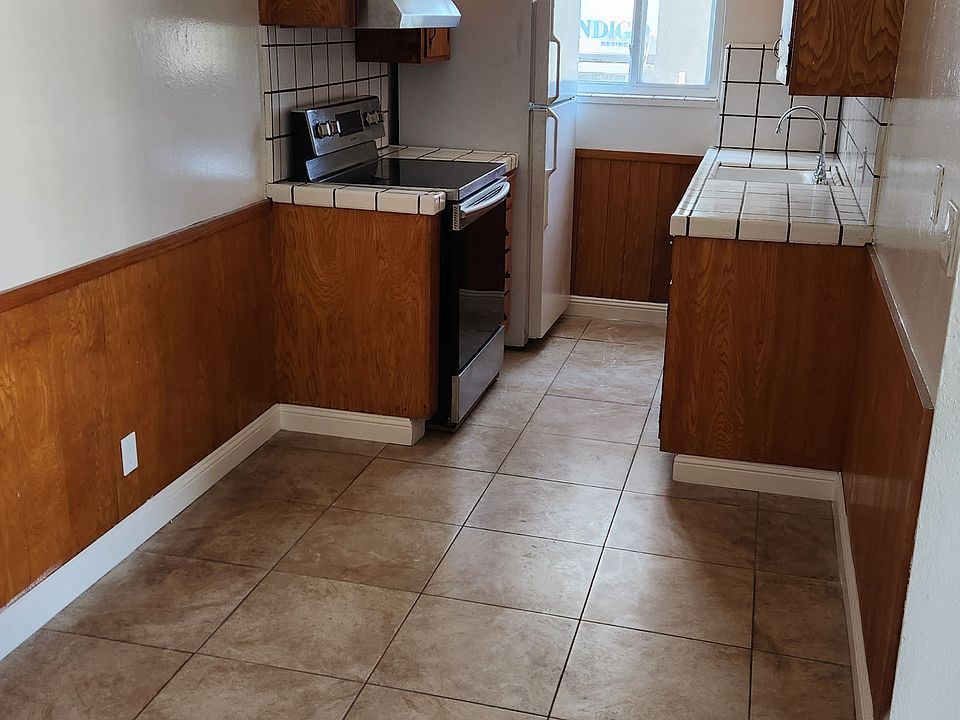 1st image of 690 Bradford St #1