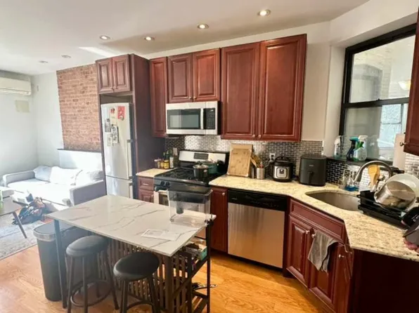 749 9th Avenue image 1 of 6
