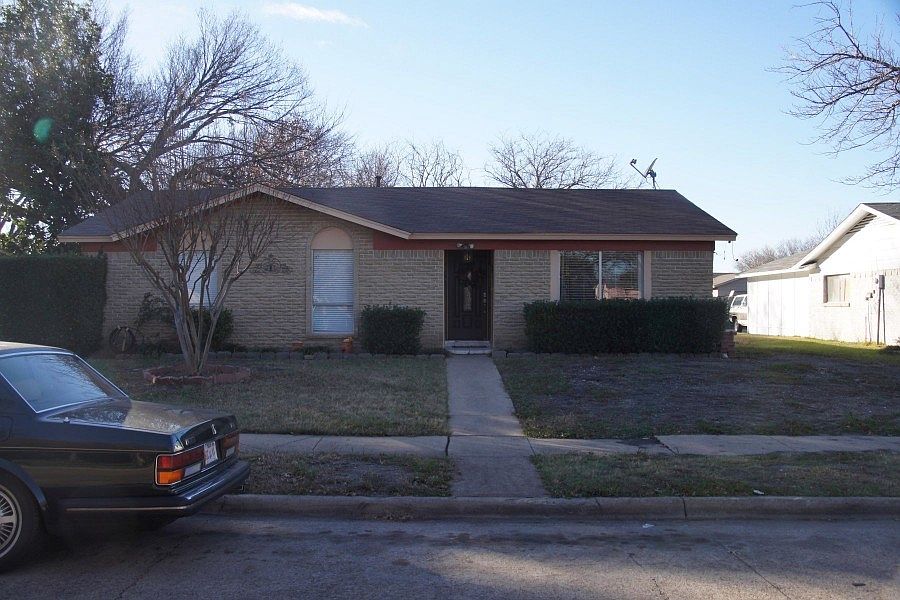 1st image of 1617 Mosswood Way