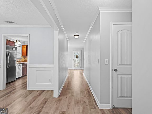 3rd image of 218 Guyett Ave