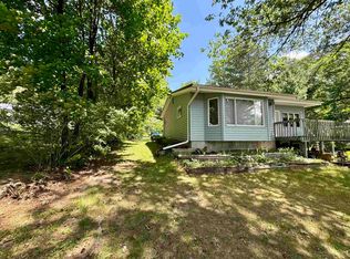 W9851 Deerfield Ave, Wautoma, WI 54982