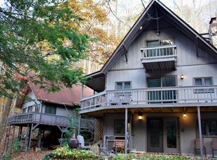 805 Tiger Creek Rd, Roan Mountain, TN 37687