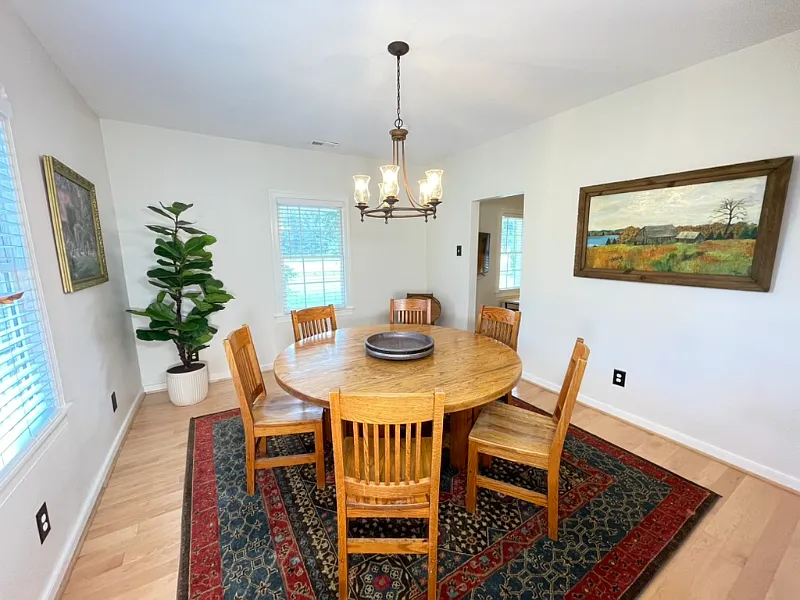 Capital Trail Cottage — Photo 3