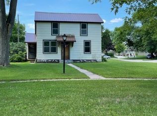 702 14th St, Onawa, IA 51040