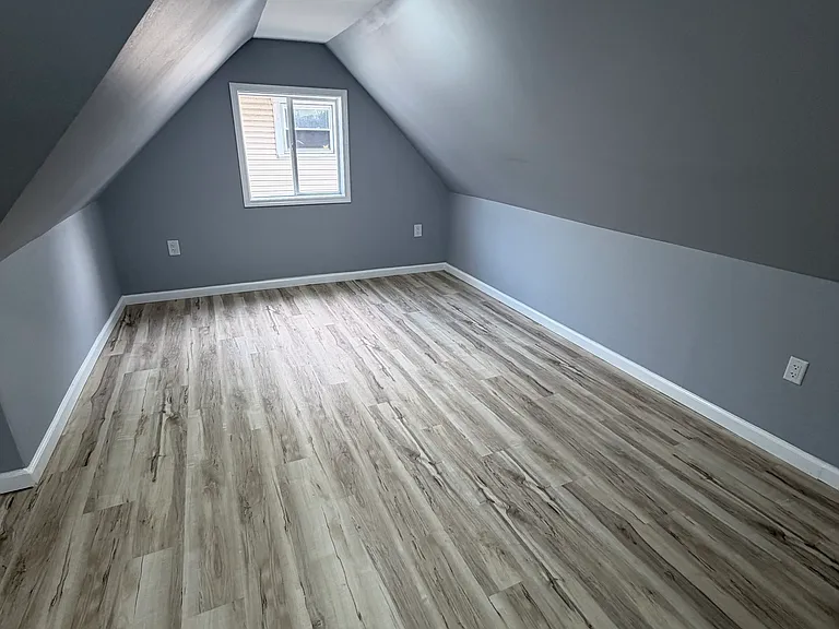 824 S Washington St — Photo 12