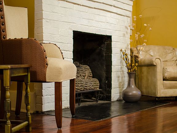 Decorative fireplace