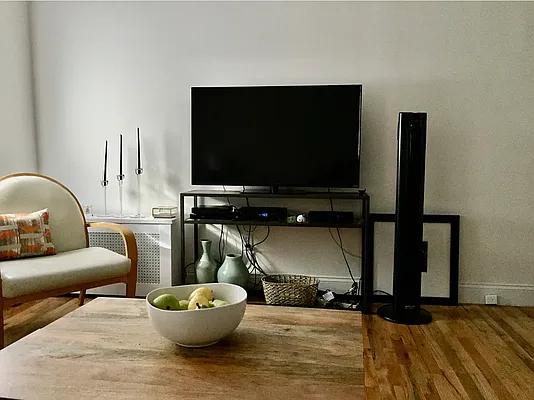 Rented by Building Equity Real Estate LLC | media 3