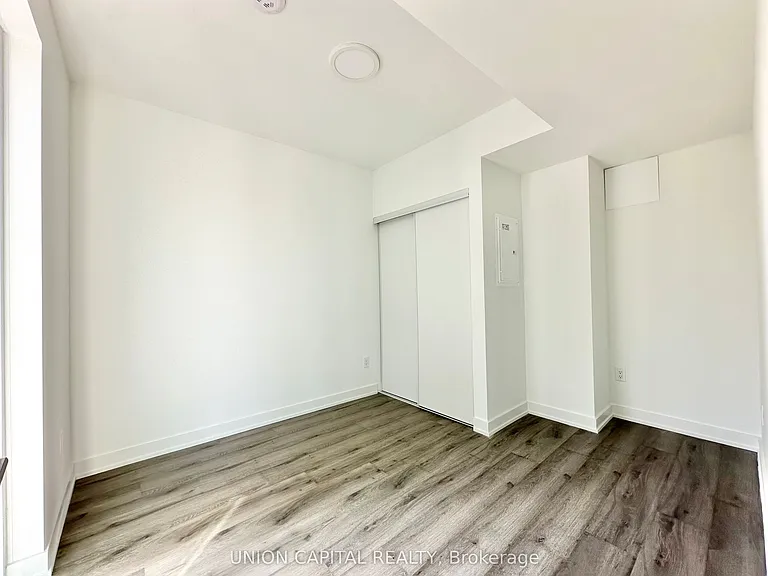 252 Church St #1110 — Photo 9