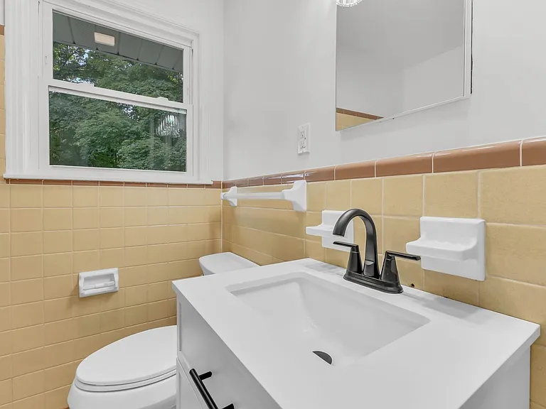 613 Channell Dr — Photo 17