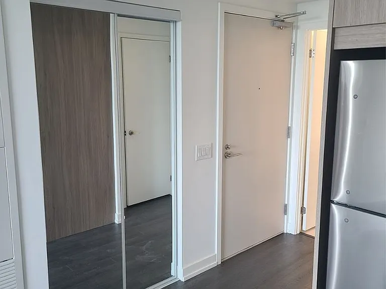 4010 Eglinton Ave W #909 — Photo 12