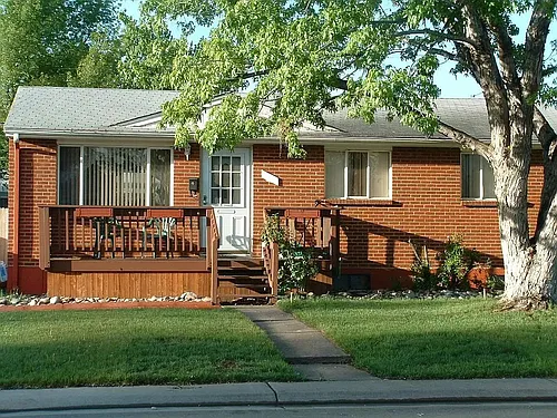 1092 W Oxford Pl Photo 1