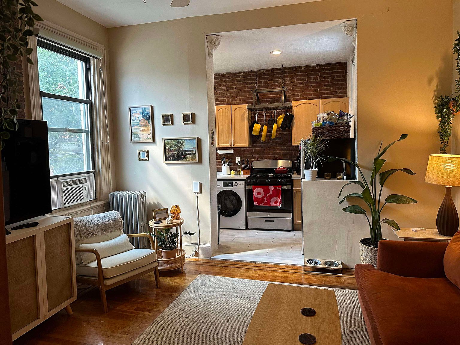 Cozy home in a quiet neighborhood
