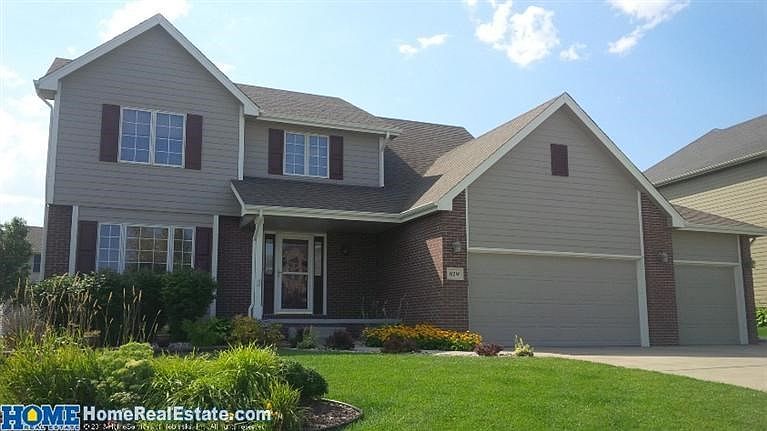 1st image of 6214 S 96th St