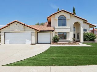 1122 W Galway St, Rialto, CA 92377