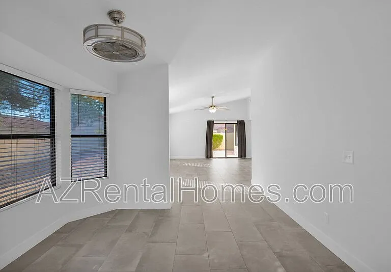 3841 E Bighorn Ave — Photo 9
