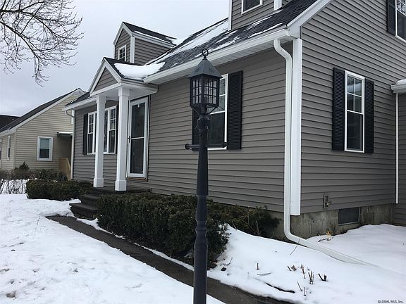 2nd image of 22 Swayze Dr
